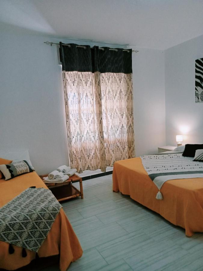 Bed and Breakfast La Rosa Dei Venti Ла-Калетта Екстер'єр фото
