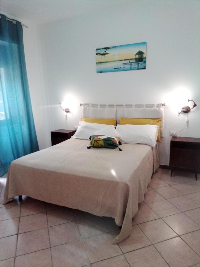 Bed and Breakfast La Rosa Dei Venti Ла-Калетта Екстер'єр фото